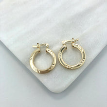 Load image into Gallery viewer, 18K Gold Layered 20 mm Diamond Cutting Finish Cuboid Hoops 21.0210
