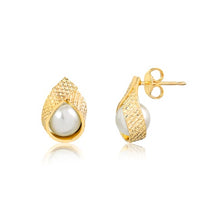 Load image into Gallery viewer, 18K Gold Layered Pearl in Texturized Gold Stud Earrings 21.0451/92
