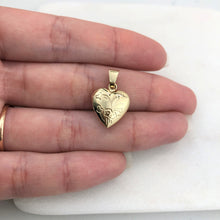 Load image into Gallery viewer, 18K Gold Layered 21mm Heart Shape Photo Locket 31.0135

