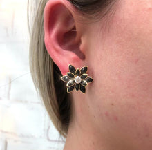 Load and play video in Gallery viewer, 18K Gold Layered MultiColor or Black Flower Design Push Back Earrings 21.0035/30/2
